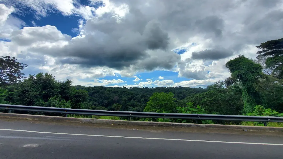 Este sábado se espera un día nublado con lluvias ligeras