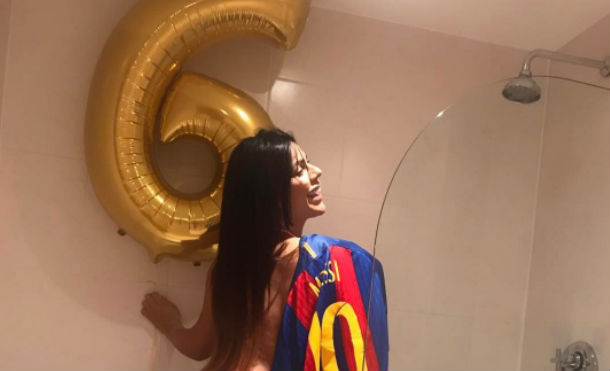 FOTOS Miss BumBum celebró desnuda el triunfo histórico del Barça