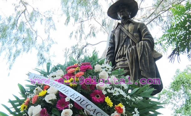 Ministerio de Educación rinde honor al natalicio de Sandino