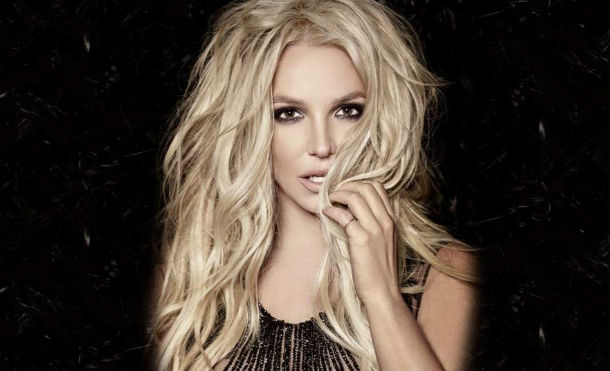 Britney Spears muestra su lado más 'sexy' con foto en lencería