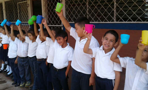 Niños del colegio público Hispanidad, aprenden sobre prevención de enfermedades bocales