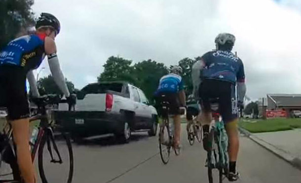 Ciclista es alcanzado por una bala perdida en pleno entrenamiento