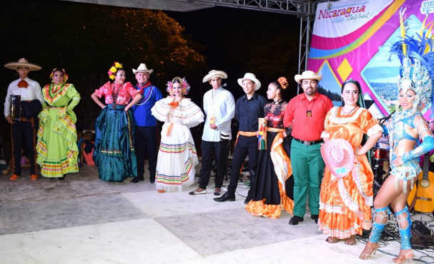 Dedican noches culturales al General Sandino en Granada