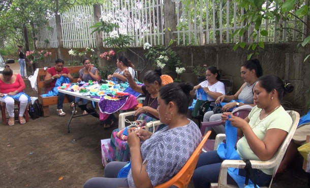 Nindirí: mujeres artesanas se capacitan en escuelas de oficios