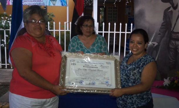 Madres emprendedoras de Nindirí reciben reconocimientos “Orgullo de mi país”