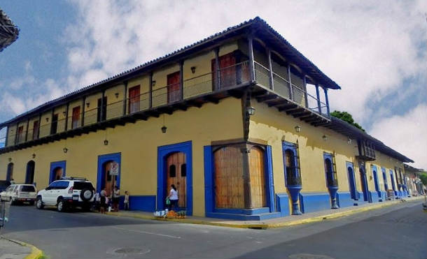 Simposio de "Arquitectura y Urbanismo Colonial en la Ciudad de León”