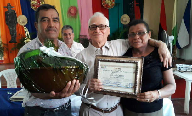 Chinandega: Alcaldía entrega reconocimientos "Orgullo De Mi Municipio"