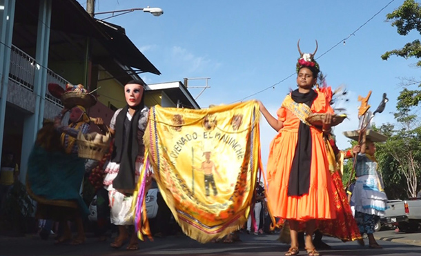 Realizan caminata en conmemoración al día internacional de la diversidad sexual en Masaya