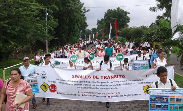 Marcha preventiva de accidentes de tránsito en Quezalguaque