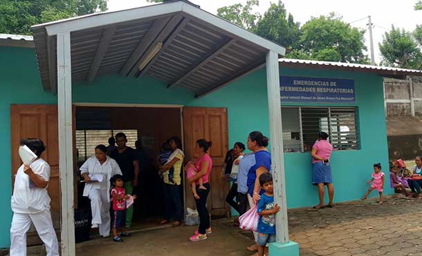 Médicos llaman a la prevención de enfermedades respiratorias en niños y adultos mayores