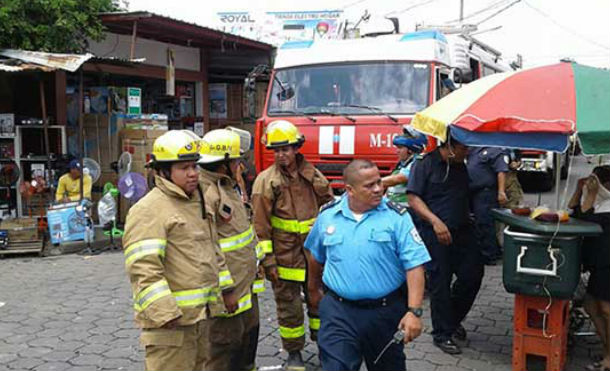 policia-nacional-bomberos-continuan-inspeccion-mercados-capitalinos