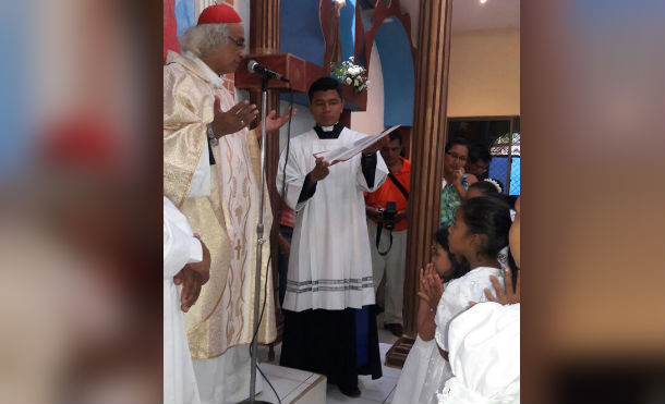 Feligresía de la iglesia María Auxiliadora de Masaya celebra la Santísima Trinidad