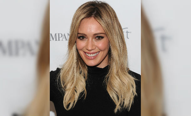 Las redes sociales estallan tras ver las fotografías que muestran un notorio cambio en el trasero de la actriz Hilary Duff