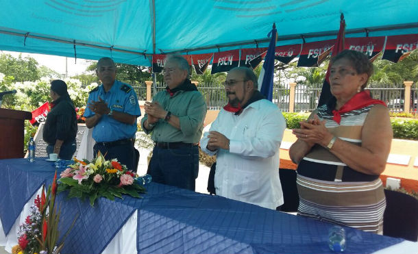 Diputados Sandinistas rinden homenaje a los Héroes y Mártires de Batahola