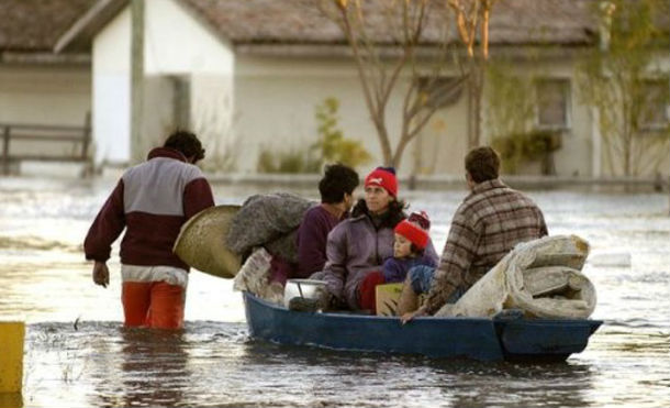 Inundaciones en Uruguay dejan casi 7.000 evacuados