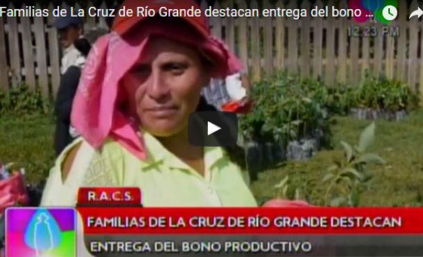 Familias de La Cruz de Río Grande destacan entrega del bono productivo