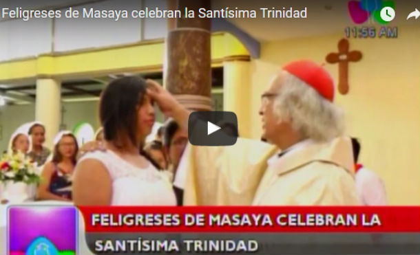 Feligreses de Masaya celebran la Santísima Trinidad