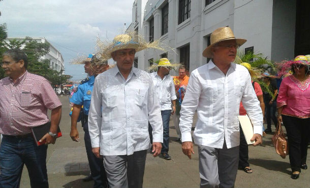 Delegación cubana visita la primera capital de la Revolución