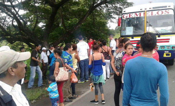 Caravana de Chontales parten hacia la plaza de la fe