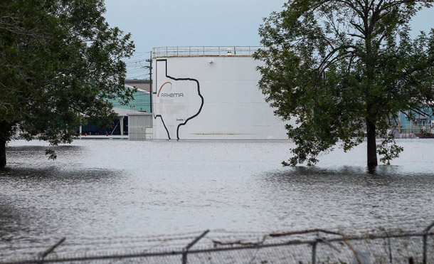 Dos explosiones en una planta química cerca de Houston tras la tormenta Harvey