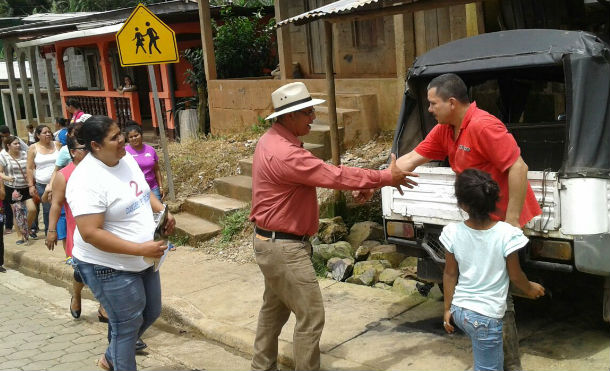 Chontales: Fórmula Sandinista en Santo Domingo visita a familias del barrio Pancasán 