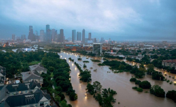 La tormenta Harvey volvió a tocar tierra en Louisiana y esperan que sea "el principio del fin" del fenómeno