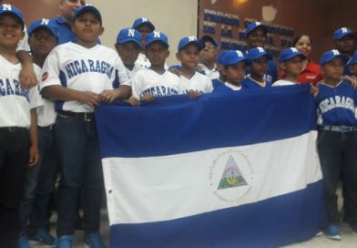 La Selección Sub-10 de Béisbol fue abanderada rumbo al panamericano en México