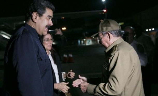 Maduro llega a Cuba a reafirmar solidaridad tras el paso de Irma