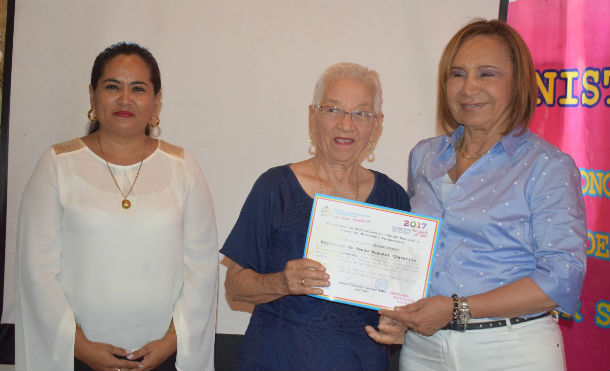 Acopiadores de leche del departamento de Granada reciben reconocimientos