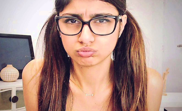 Mia Khalifa quiso hacer este video, pero su mascota arruinó el final