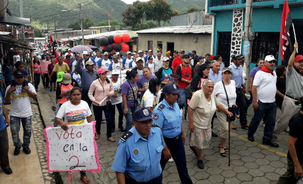 Familias jinoteganas realizan caminata en respaldo a la fórmula del Frente Sandinista