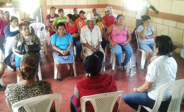 Candidatos de la fórmula del FSLN en Santo Tomás visitan la comarca El Alto