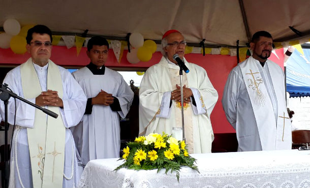 S.E.R Cardenal Leopoldo Brenes oficia misa en Sistema Penitenciario