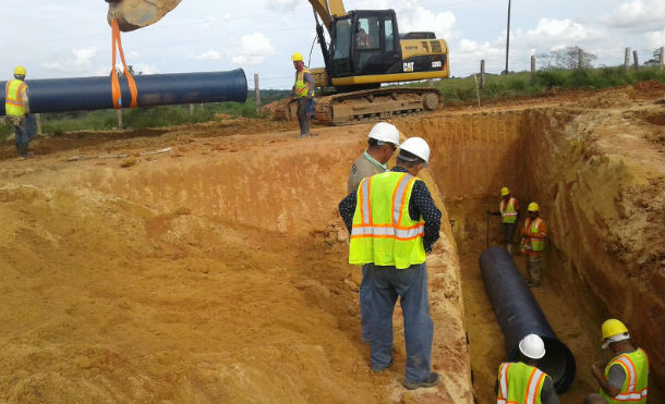 Instalan primeras tuberías del Proyecto de Agua en Bluefields