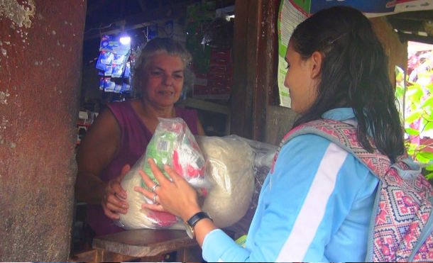 Gobierno del Frente Sandinista entrega paquetes alimenticios a familias del Programa “Todos con Vos”