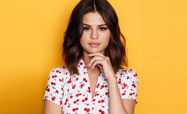 Conoce a la doble de Selena Gomez que podría ser censurada por Instagram