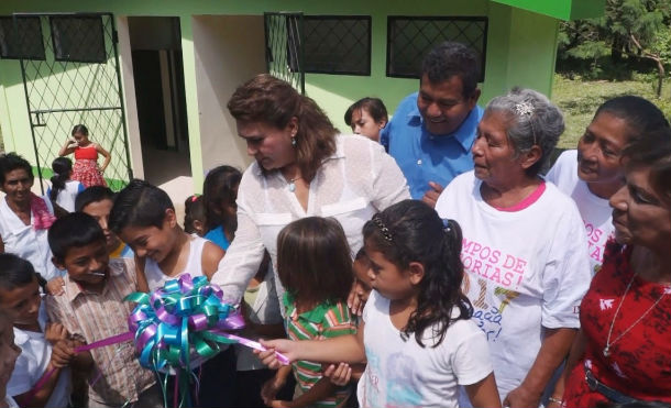 Nindirí : El Buen Gobierno del Frente Sandinista proporciona mejores condiciones para estudiantes de la Escuela Holandés Nicaragüense