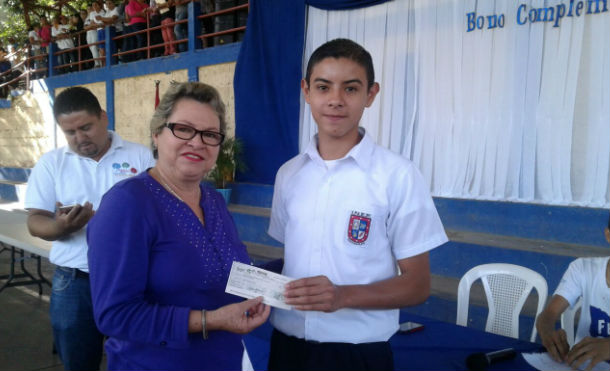 Más de 6 mil bachilleres de Matagalpa reciben Bono Complementario