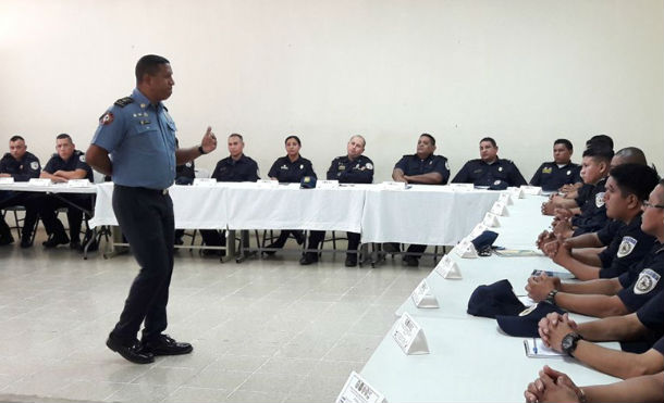 Bomberos unificados fortalecen sus capacidades de atención