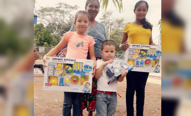 Gobierno Sandinista entrega juguetes a niños y niñas de Nueva Guinea