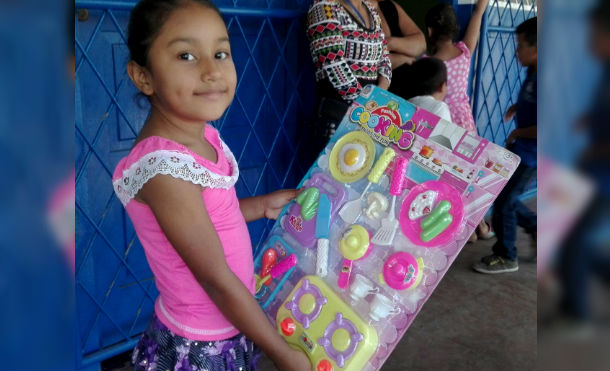 Gobierno Sandinista entrega juguetes a niños y niñas de Quezalguaque