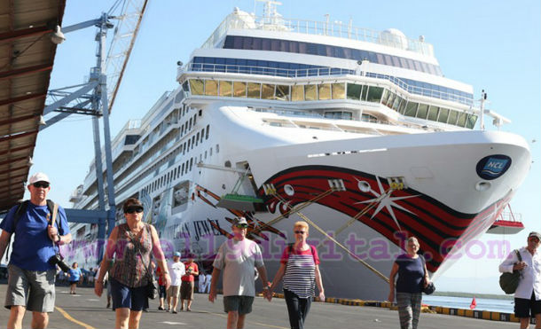 Visita de barcos cruceros fortalece la paz y abre oportunidades de trabajos