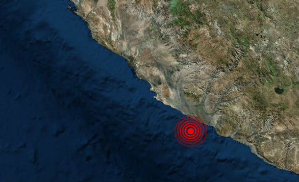 "Pensé que nunca acabaría": Así vivieron los peruanos el fuerte sismo de 7,1