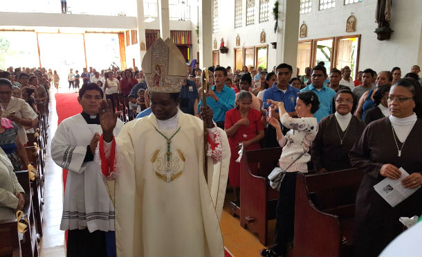 Nuncio Apostólico Fortunatus Nwachukwu se despide del pueblo caribeño