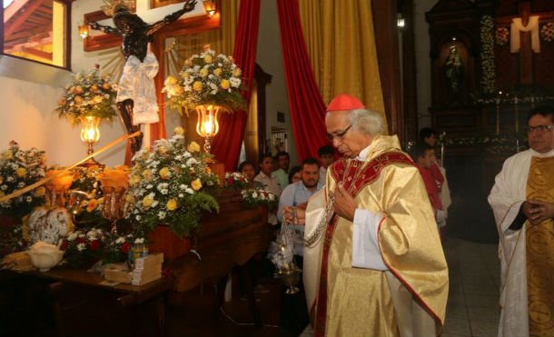 Cardenal Brenes imparte sacramento de la confirmación en Parroquia San José de Tipitapa