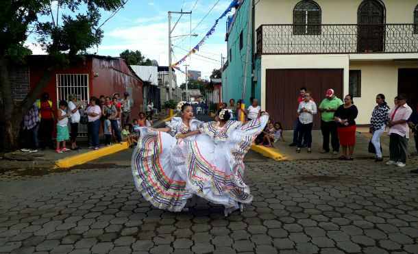 Alcaldesa de Managua inaugura mejoramiento vial en el barrio Rigoberto López Pérez