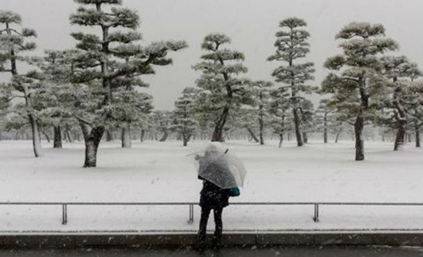 Tokio vive su día más frío después de 48 años