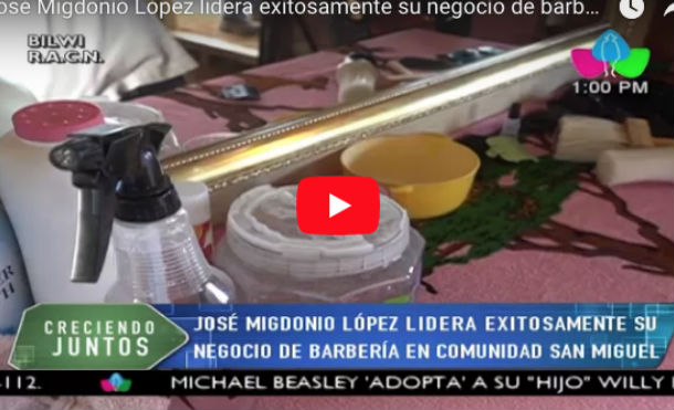 José Migdonio López lidera exitosamente su negocio de barbería en comunidad San Miguel