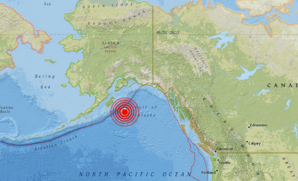 Un fuerte terremoto de magnitud 7,9 sacude el golfo de Alaska