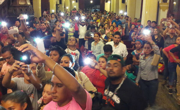 Tigres de Chinandega continúan celebrando su triunfo con fanaticada